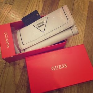 Guess Woman's Wallet